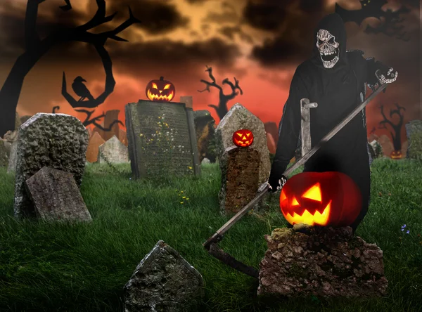 Grim reaper op een donkere achtergrond — Stockfoto