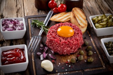 yumurta taze beef tartar