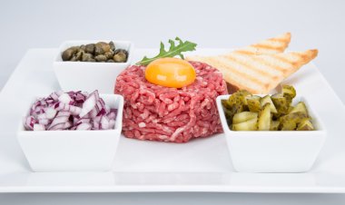 yumurta taze beef tartar