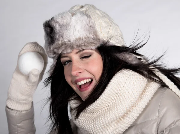 Jovem mulher retrato de inverno — Fotografia de Stock