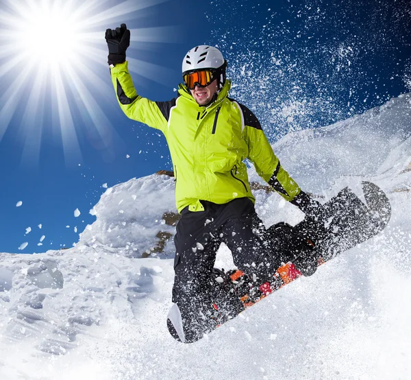 Snowboarder in alta montagna — Foto Stock