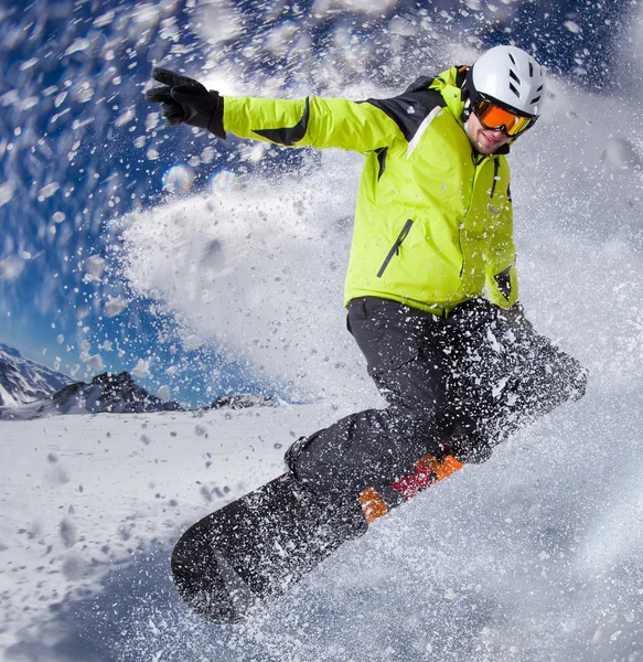 Snowboarder in alta montagna — Foto Stock