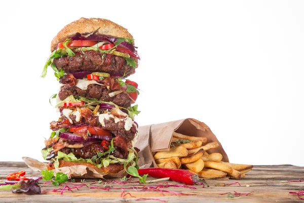 Lækker stor burger - Stock-foto