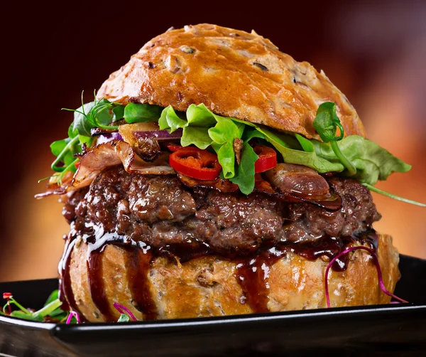 Deliciosa hamburguesa — Foto de Stock