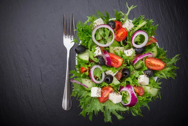 Färska välsmakande sallad — Stockfoto