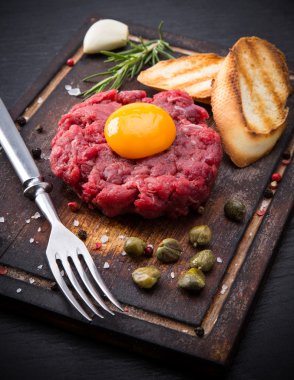 yumurta taze beef tartar