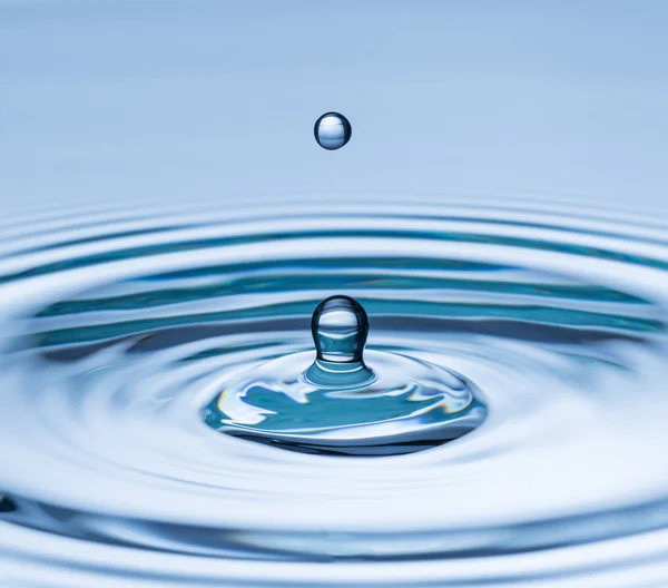 Water drop in freeze motion — Stock Photo, Image
