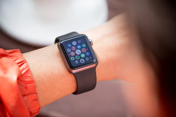 Close-up do Apple Watch . — Fotografia de Stock