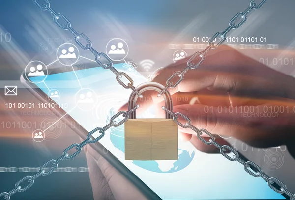 Güvenlik kilidi tablet ile.