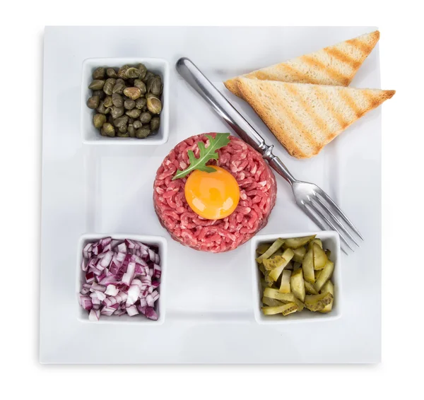 Biftek tartar yakın çekim.