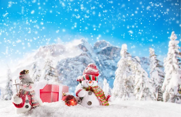 Weihnachten Hintergrund mit Schneemann — Stockfoto