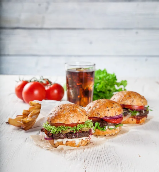 Närbild av hemlagade hamburgare — Stockfoto