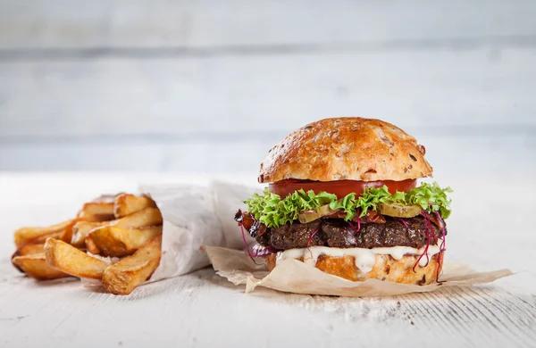 Närbild av hemgjorda hamburgare — Stockfoto