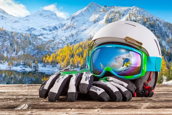 Colorful ski glasses — Stock Photo, Image