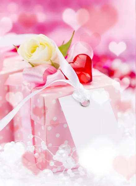 De gift van de Valentijnskaart achtergrond. — Stockfoto