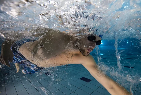 Swimmer at the swimming pool. — Stock Photo, Image