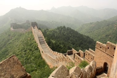 Çin Seddi bir sis içinde