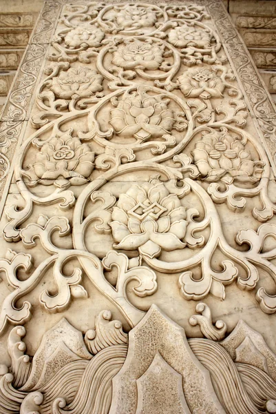Traditional chinese carved pattern on the marble — Stock Photo, Image