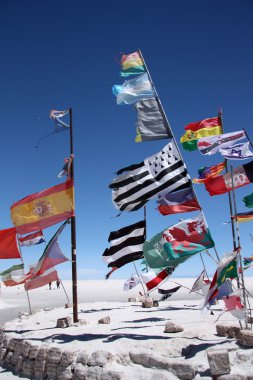 Salar de Uyuni çöl Bayraklarda