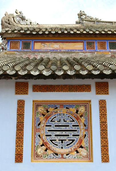 Abstracte symbool in een tempel van confucius in Vietnam — Stockfoto