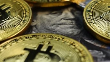 Amerikan Doları 'na Altın Bitcoin. Sanal Para ve Ödeme Kavramı. Kapat.