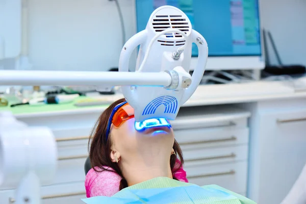 Blanchiment Laser Des Dents Clinique Blanchiment Des Dents Pour Patient — Photo