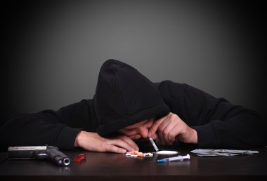 Umutsuzluk içinde bağımlısı