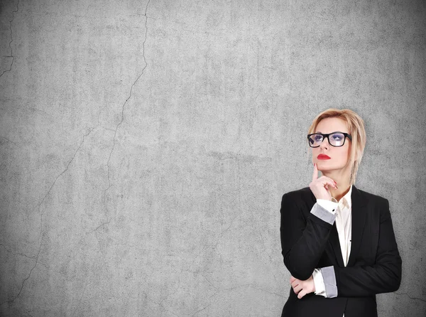 Mujer de negocios Pensando — Foto de Stock