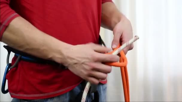 Double bowline knot — Stock Video