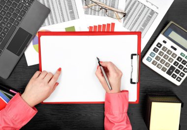 panoya çizim kadın