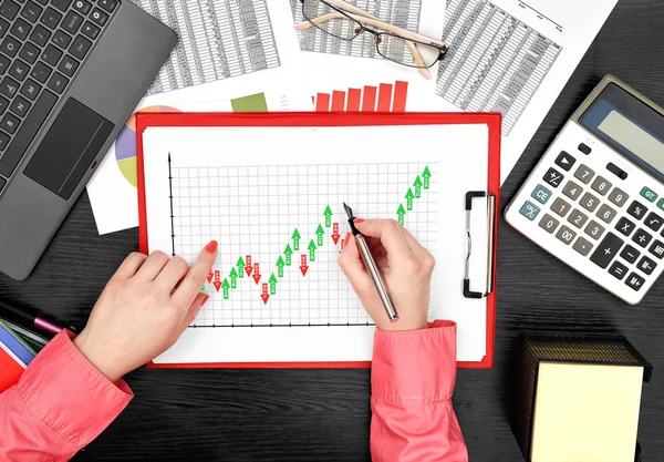 Forex chart on clipboard — Stock Photo, Image