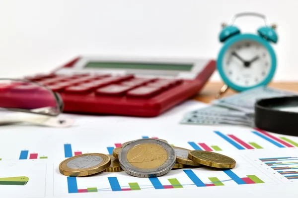 Monedas en euros — Foto de Stock