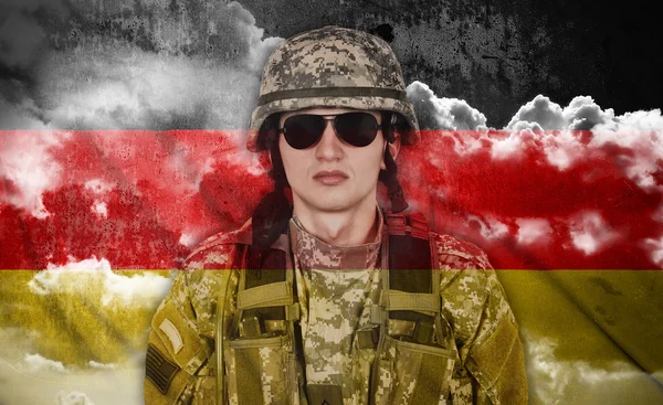 兵士とドイツの国旗 — ストック写真