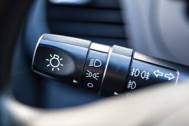 ışık düğmesi arabada. Çok işlevli Far konsol denetim geçiş düğmesi