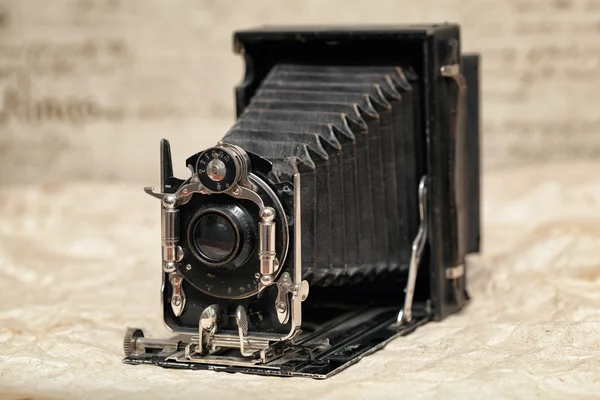 古いカメラ、古いカメラ、レトロなスタイル — ストック写真