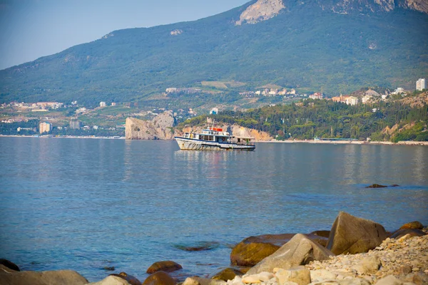 Weergave van de gursuf van de stad op de Krim, de Zwarte Zee. voorstad van Jalta — Stockfoto