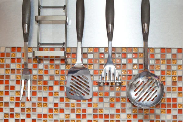 Кухонные принадлежности, кухонная техника — стоковое фото