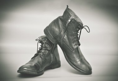 Vintage tarzı moda erkek deri ayakkabı