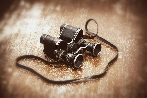 Military binoculars since World War II. Retro style for the holiday May 9 Victory — Stock Photo, Image