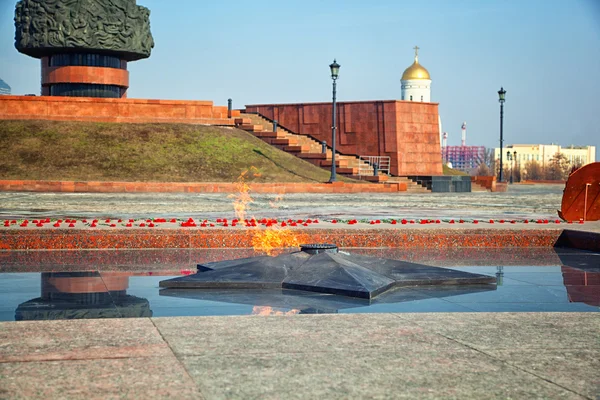 The eternal flame at the Poklonnaya Hill. Symbol of victory in World War II — Stock Photo, Image