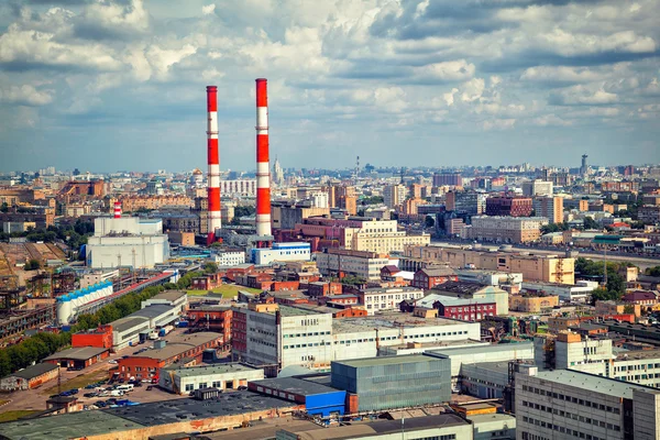 Industrial plants, industrial pipes, industrial city — Stock Photo, Image