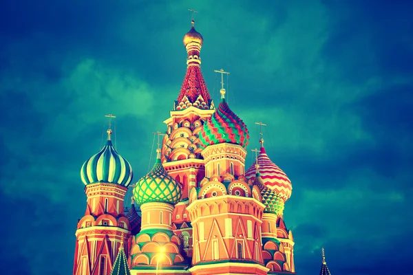 Katedrála Vasilije požehnaný na Rudém náměstí v Moskvě — Stock fotografie