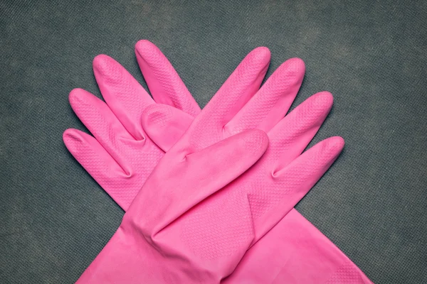 Gants en latex pour le nettoyage — Photo