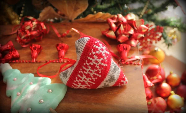 Christmas decoration- knitted heart — Stock Photo, Image