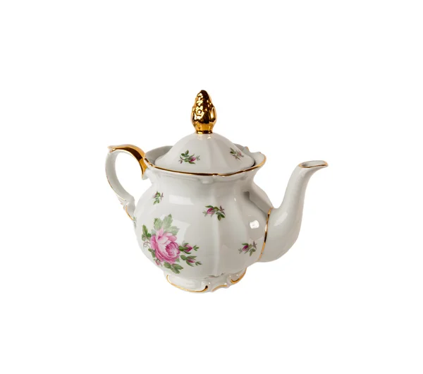 Porzellan-Teekanne mit Rosen- und Goldschmuck im klassischen Stil isoliert auf weiß — Stockfoto