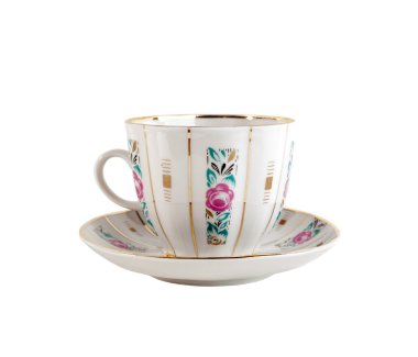 Porselen kahve fincanı tabağı ile üzerine beyaz izole çiçek gül süsleme ile boş