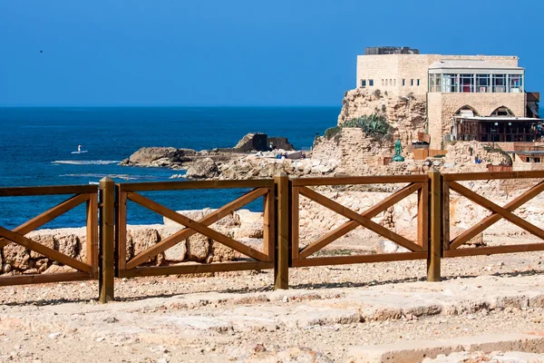 Caesarea - Blick auf die Ruinen — Stockfoto