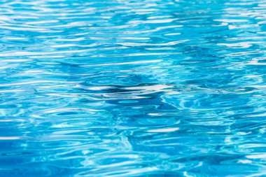 Yüzme havuzunda su Ripples.
