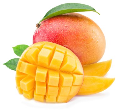 Mango meyve ve mango küpleri. Beyaz bir arka plan üzerinde izole.