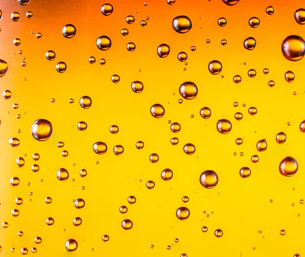 Water druppels op glas bier. Close-up. — Stockfoto